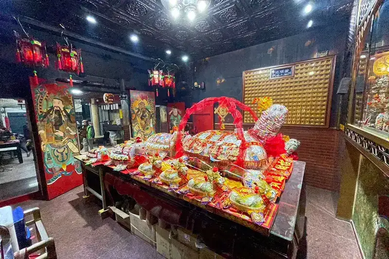 paper 1757490298 1.webp