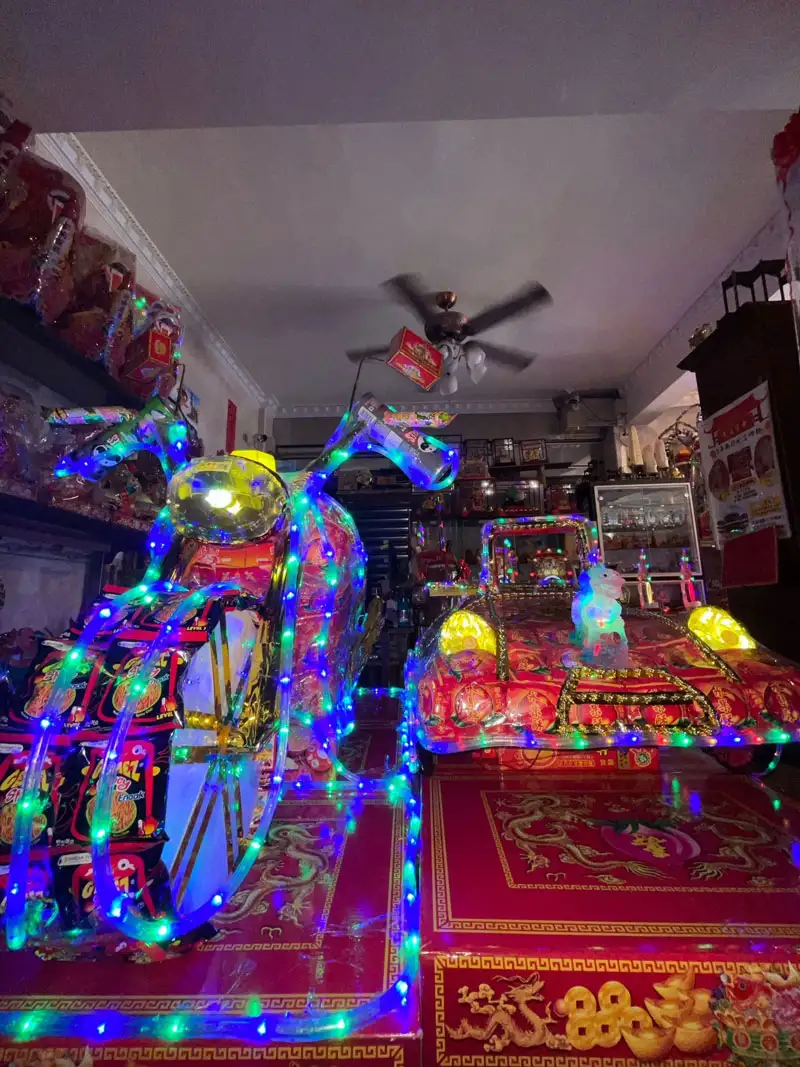 paper 1757490300.webp